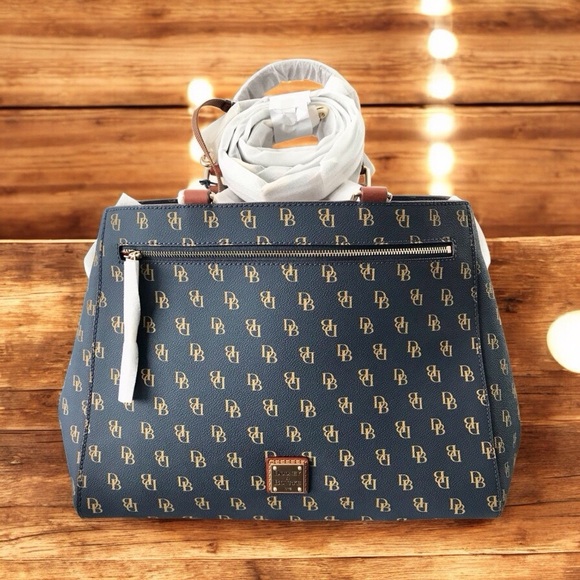 🆕 Dooney & Bourke Greta Zip Satchel - Picture 2 of 13